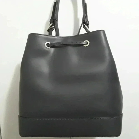 Floto Milano genuine leather bucket purse - Picture 2 of 15